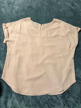 Maurices Light Blush Short Sleeve Women's Top